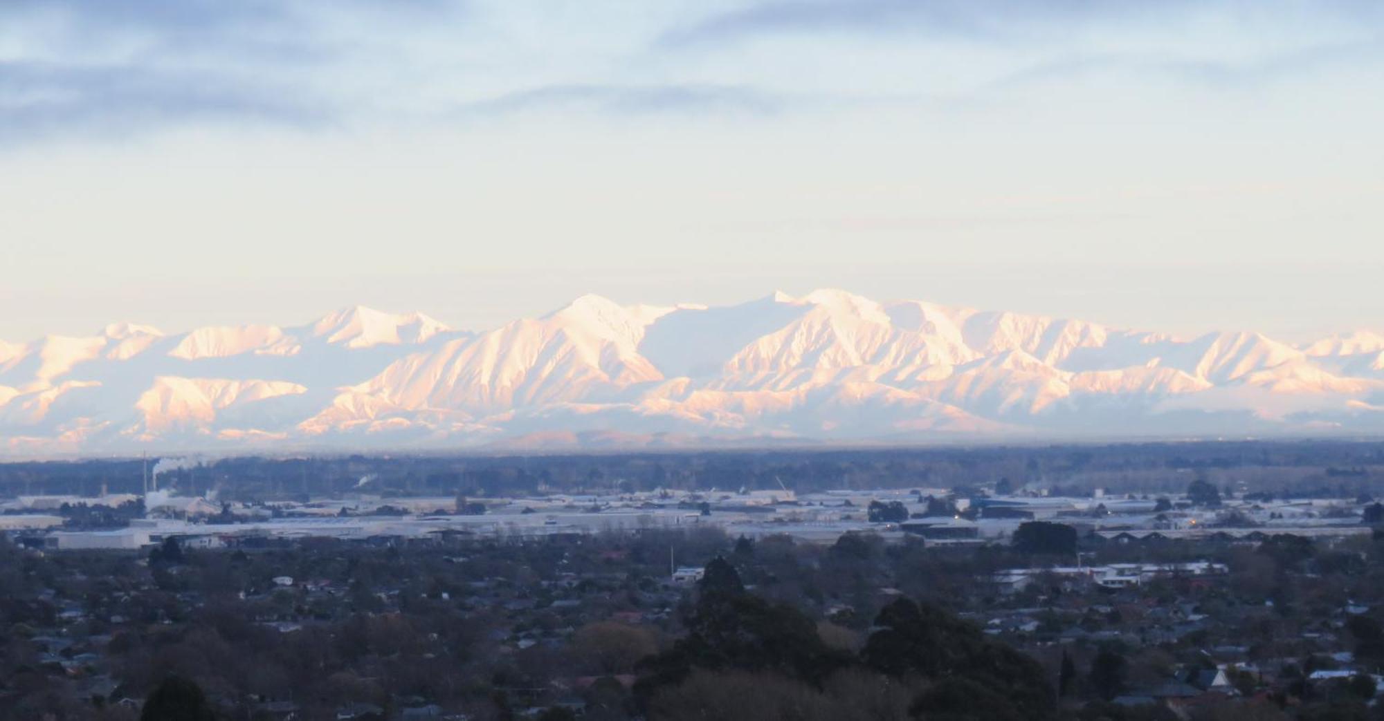 مبيت وإفطار كريستتشيرش 340 Deg Alps & Sea المظهر الخارجي الصورة